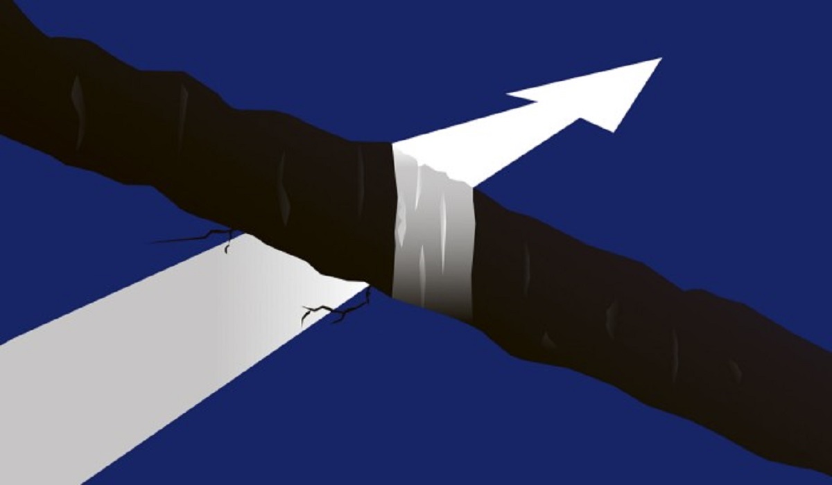 کائوتسکی: مغاکِ آن‌سوی پارلمان