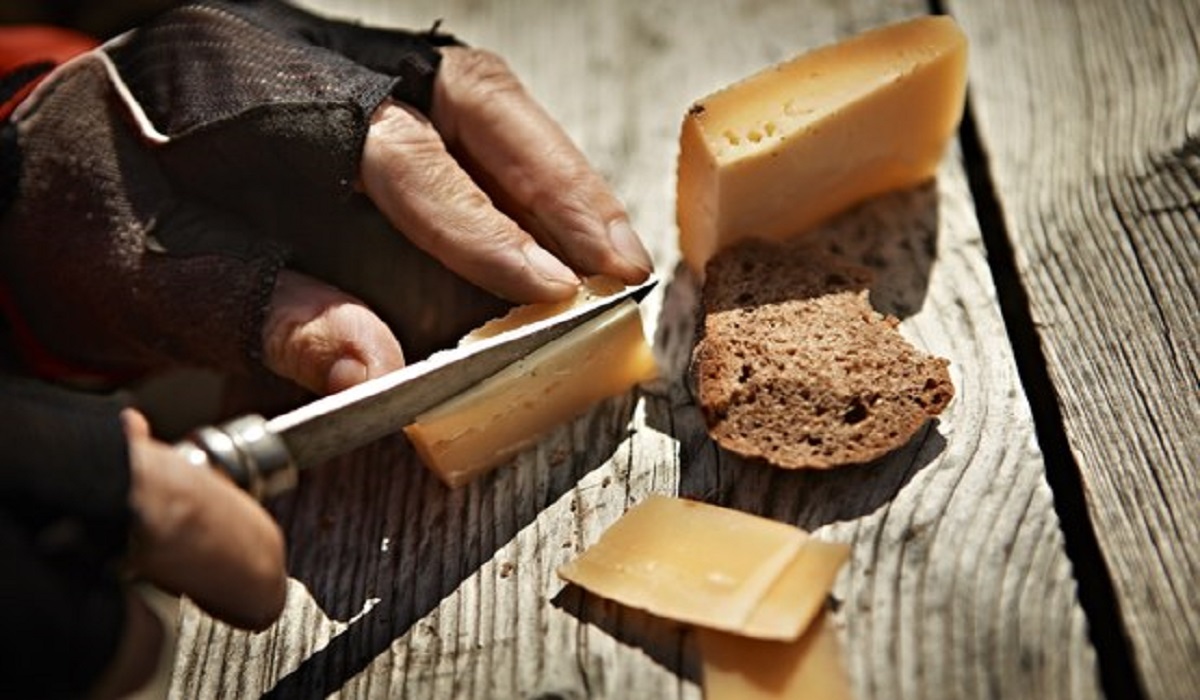 سوسیالیسمِ عملی؟