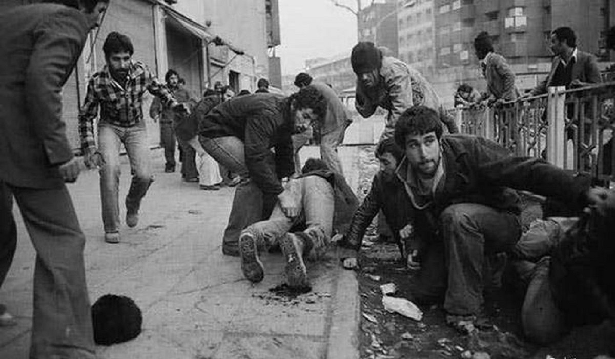 نوزاییِ اندام‌واره‌های اقتدار توده‌ای | همایون ایوانی