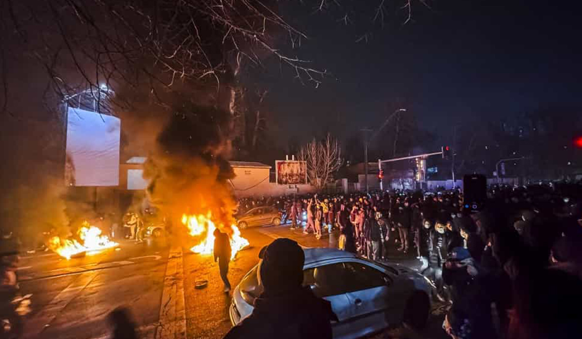 خیزش 1404 ضرورت نگاه از درون کمال خسروی